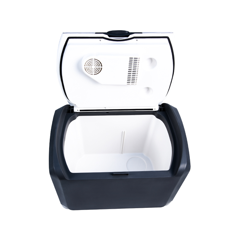 CB-35 Éasca a Dhéanamh 35L Taobh Hand Handle Thermoelectric Coolerbox